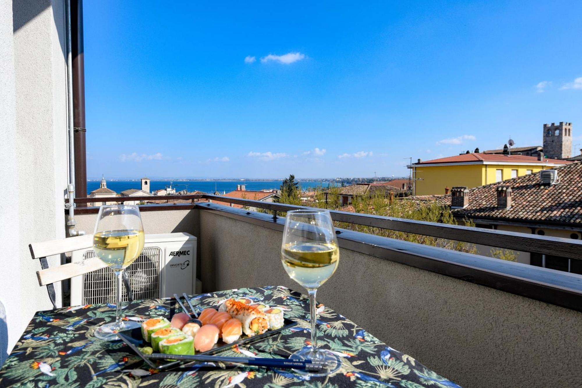 Desenzanoloft Official Partner Marriott Homes & Villas - Jack'S Penthouse Desenzano del Garda Zewnętrze zdjęcie
